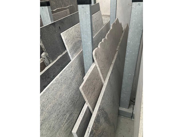 Gekleurde granieten - afbeelding 10 van  10