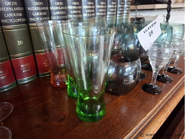 Gekleure glazen - afbeelding 3 van  3