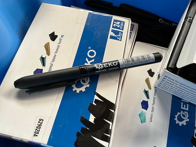 Geko black fine point permanent marker 4mm (180x) - afbeelding 5 van  5