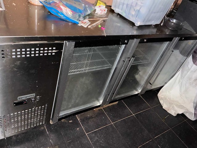 Gekoeld - koelkast op het aanrecht + coca cola koelkast - afbeelding 5 van  8