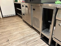 Gekoeld / set van 2 roestvrijstalen tafels / barkoelkast / 2 planken - afbeelding 1 van  15