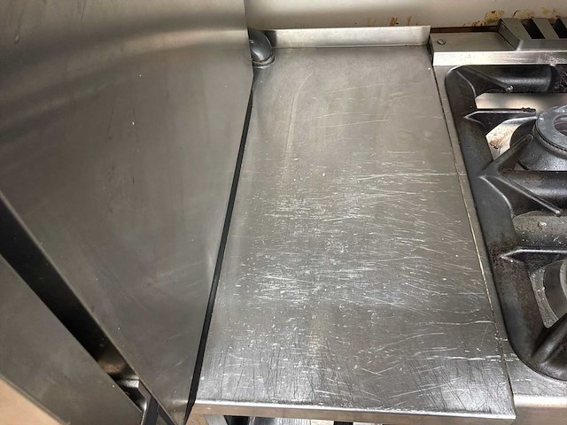 Gekoeld / set van 2 roestvrijstalen tafels / barkoelkast / 2 planken - afbeelding 8 van  15