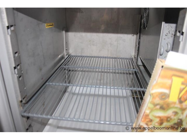 Gekoelde pizzawerkbank met granieten blad diamond, mr.pizza/r2, 230v, 176w, bouwjaar 2019, werking niet gekend - afbeelding 2 van  3