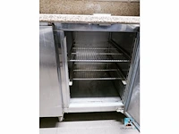 Gekoelde tafel - afbeelding 5 van  9