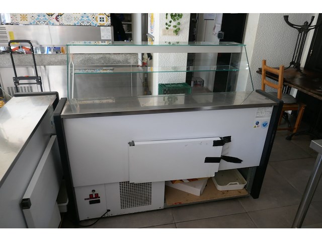 Gekoelde toonbank met glazen opzetvitrine diamond bouwjaar 2024 - afbeelding 4 van  6