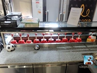 Gekoelde werktafel met inhoud - afbeelding 4 van  11