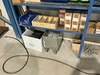 Gelast opbergrek met inhoud (2x) - afbeelding 10 van  13