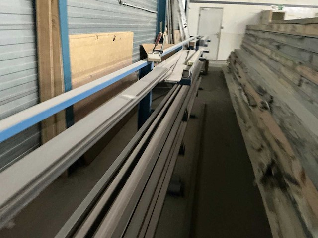 Gelaste draagarmstelling - afbeelding 3 van  8