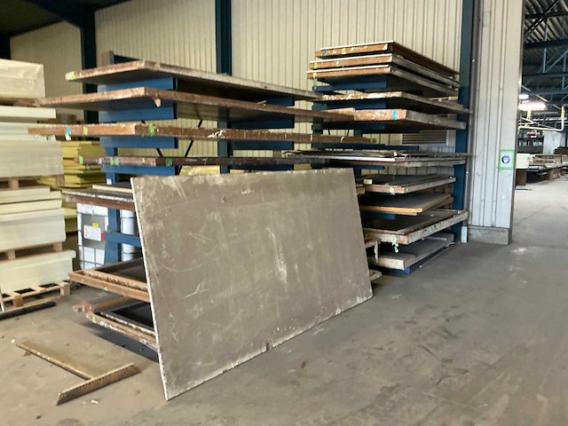 Gelaste draagarmstelling - afbeelding 2 van  8