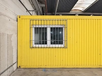 Gele bureel- / werfcontainer met ramen en elektriciteit - afbeelding 4 van  9
