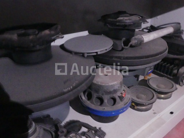 Geluidsapparatuur voor de auto - afbeelding 5 van  9