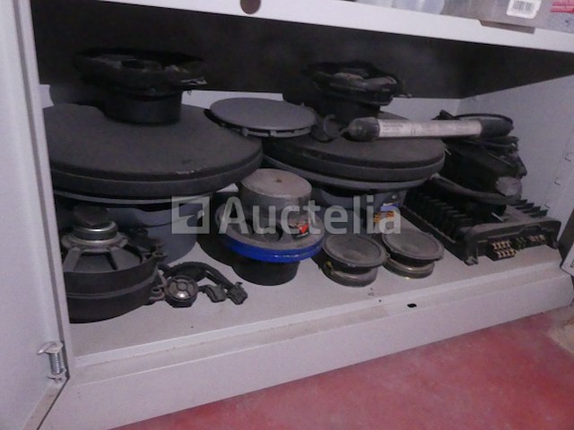 Geluidsapparatuur voor de auto - afbeelding 9 van  9