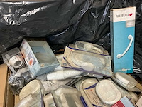 Gemengd lot installatiemateriaal en sanitair accessoires - afbeelding 4 van  14