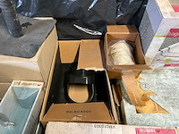 Gemengd lot installatiemateriaal en sanitair accessoires - afbeelding 13 van  14