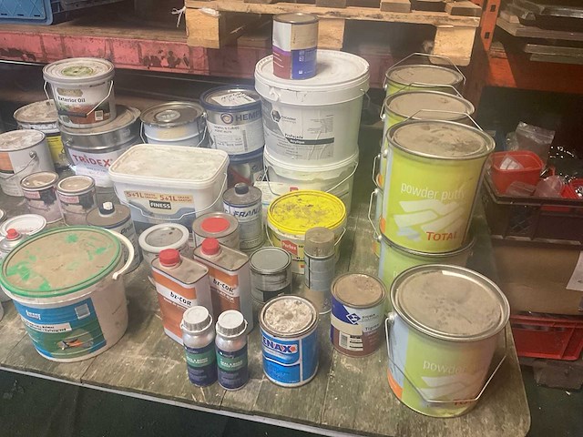 Gemengd lot verf, verdunners en bouwchemicaliën - afbeelding 2 van  8