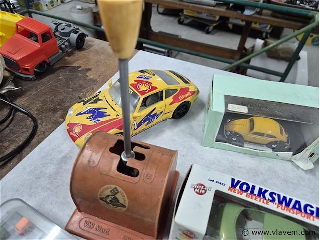 Gemengd lot volgens foto - afbeelding 4 van  6