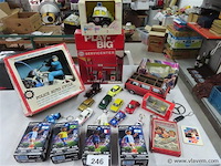 Gemengd lot volgens foto - afbeelding 1 van  8