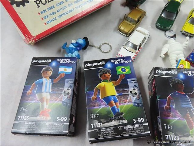 Gemengd lot volgens foto - afbeelding 2 van  8