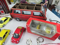 Gemengd lot volgens foto - afbeelding 4 van  8