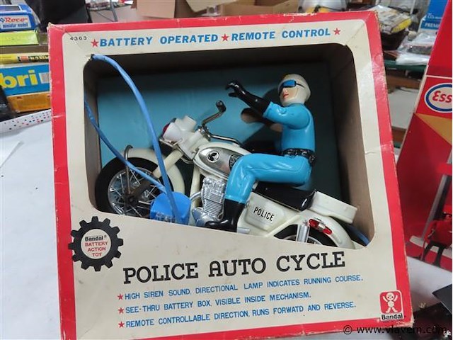 Gemengd lot volgens foto - afbeelding 6 van  8