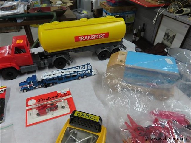 Gemengd lot volgens foto - afbeelding 5 van  8