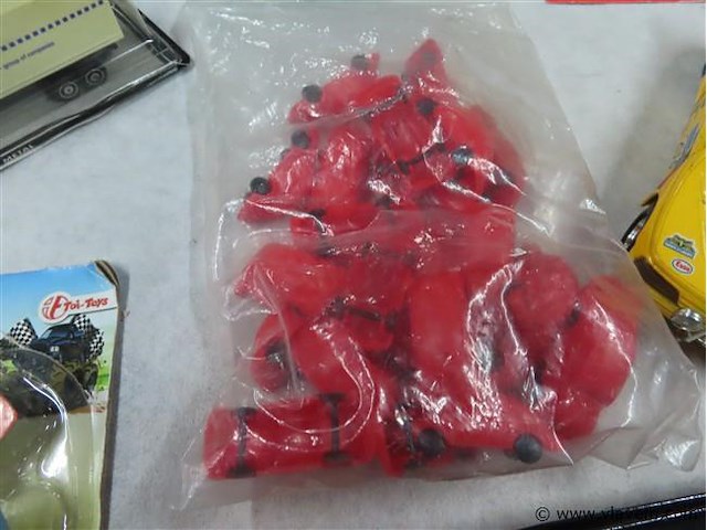 Gemengd lot volgens foto - afbeelding 8 van  8