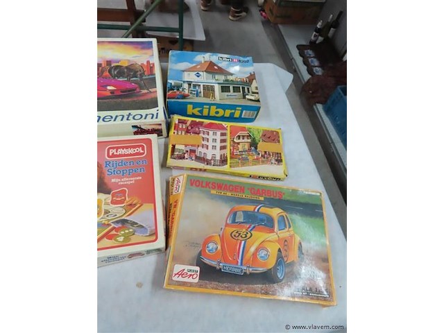 Gemengd lot volgens foto - afbeelding 3 van  3