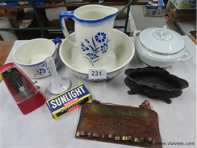 Gemengd lot - afbeelding 1 van  4