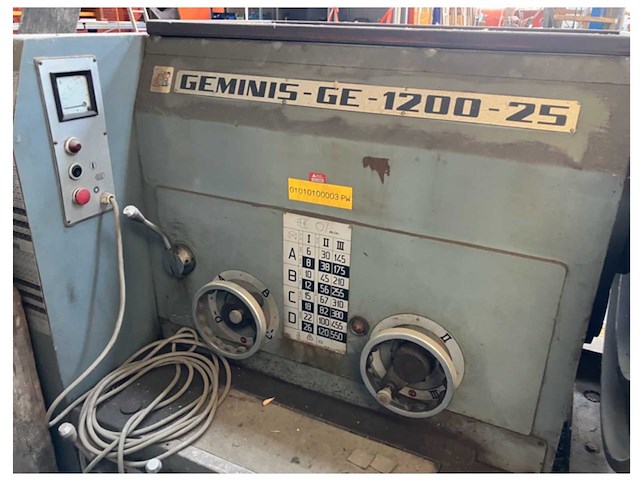 Geminis ge 1200-25 centerdraaibank - afbeelding 2 van  3