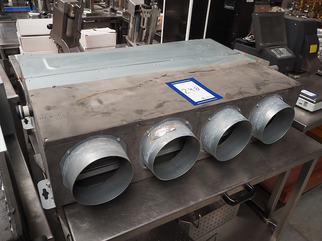 General - afbeelding 2 van  4