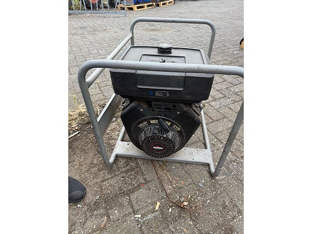 Generator bosch g6500 benzine - afbeelding 1 van  1