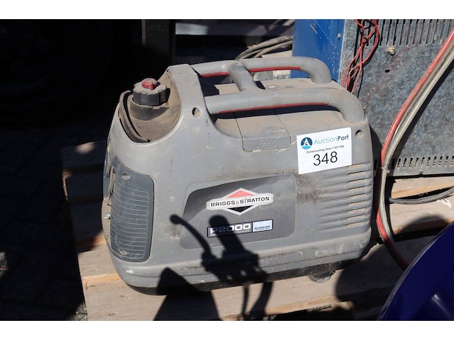 Generator briggs&stratton p2000 benzine - afbeelding 1 van  1