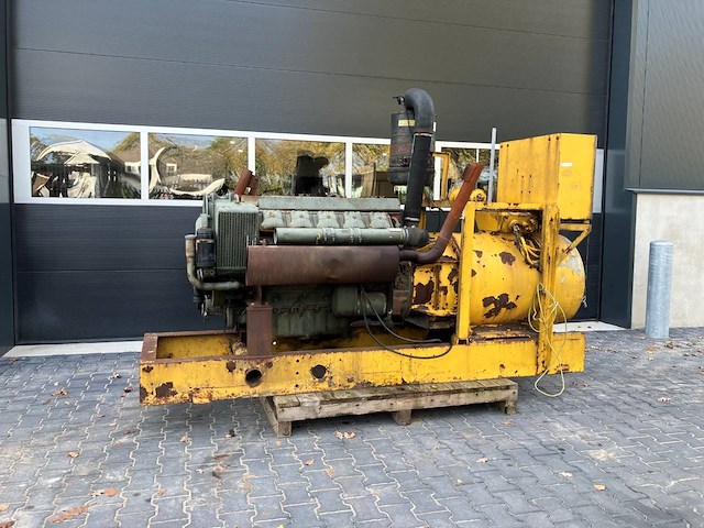 Generator deutz v10 diesel - afbeelding 1 van  1
