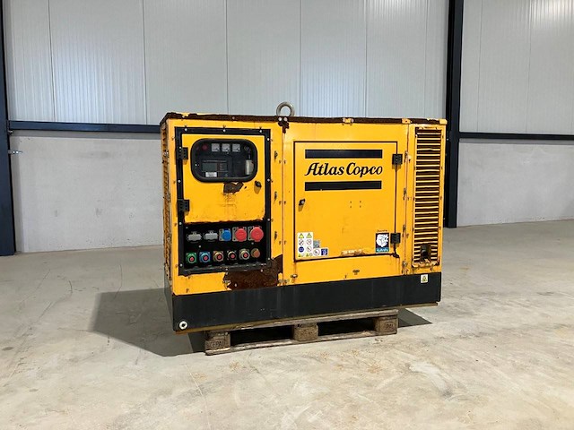Generator europower eps303tde diesel 0 30kva - afbeelding 1 van  1