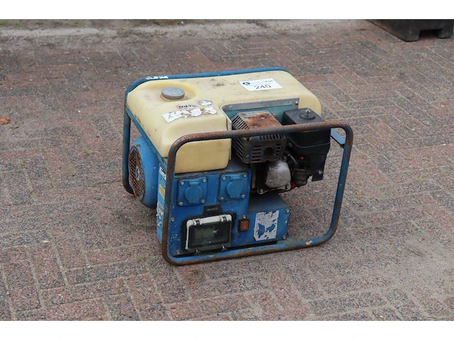Generator geko 3001 e-aa/hhra benzine - afbeelding 1 van  1