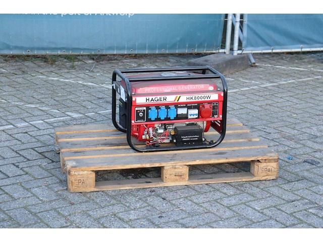 Generator hager hk8000w benzine 400v - afbeelding 1 van  1