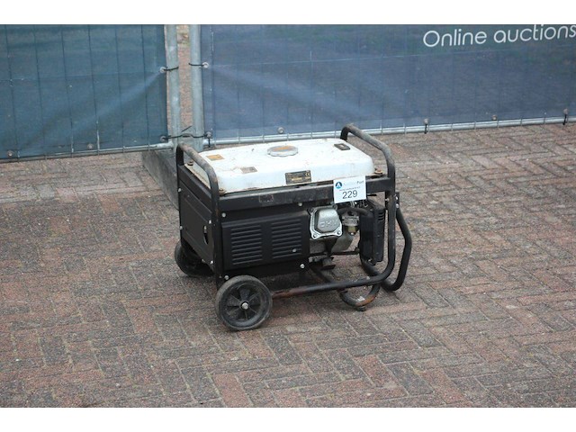 Generator hercules se 2200 f benzine 2006 2kva - afbeelding 1 van  1