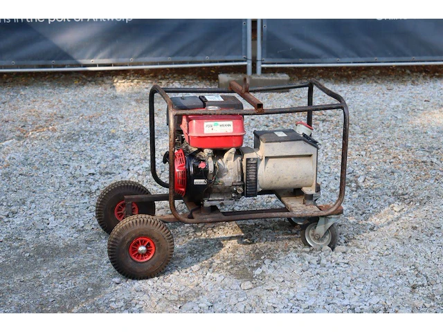 Generator jesse wrann benzine - afbeelding 1 van  1