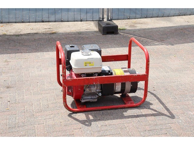 Generator mecc alte spa s20w-95 benzine 6kva 2017 - afbeelding 1 van  1