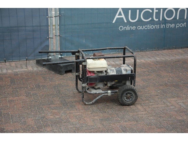 Generator pm ea3000 benzine - afbeelding 1 van  1