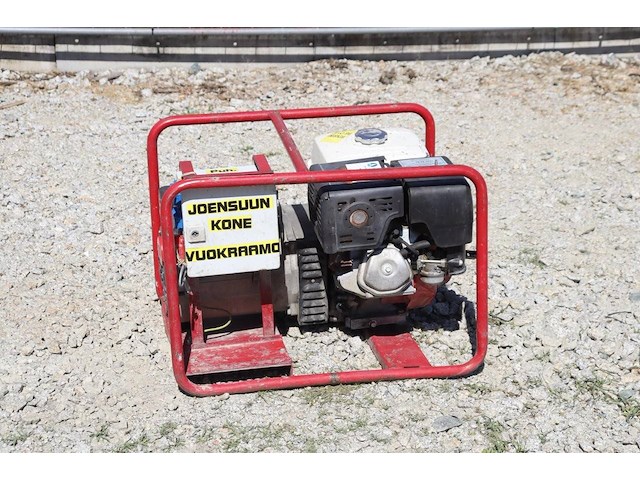 Generator poweri 7/10 h benzine 2006 10kva - afbeelding 1 van  1