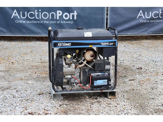Generator sdm0 technic 20000 te avr benzine 2014 19kva - afbeelding 1 van  1