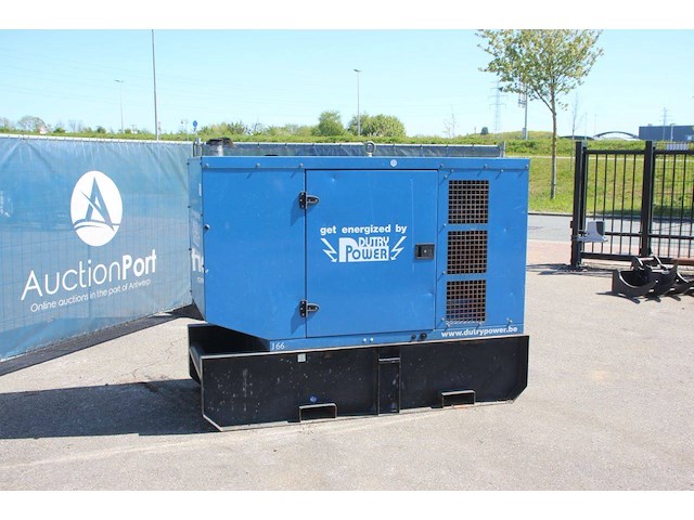 Generator sdmo j66c2 diesel 2010 66kva - afbeelding 1 van  1