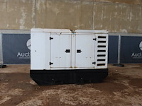 Generator sdmo r90 diesel 90kva 2011 - afbeelding 1 van  1