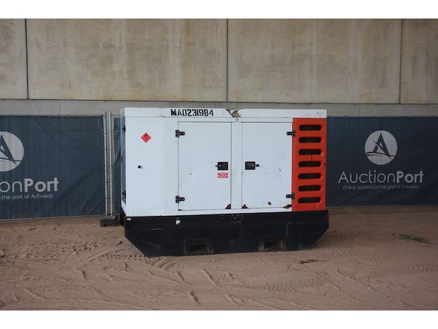 Generator sdmo r90c3 diesel 80kva 2011 - afbeelding 1 van  1