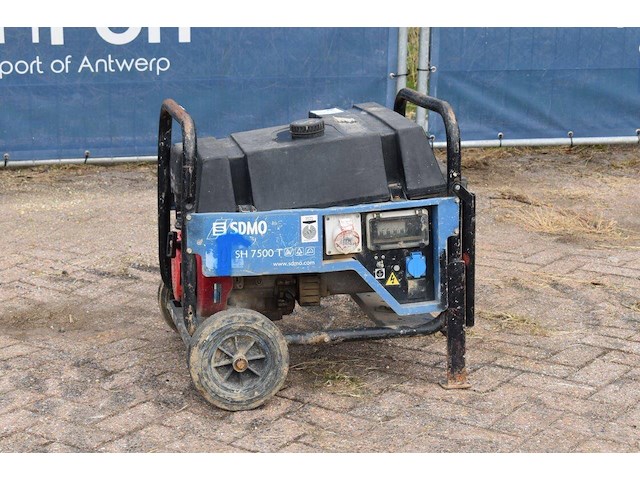 Generator sdmo sh7500 benzine - afbeelding 1 van  1