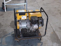 Generator suzuki sv4000p benzine 3kva