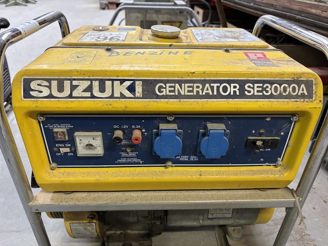 Generator suzuki - afbeelding 2 van  4