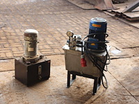 Generator - afbeelding 1 van  1