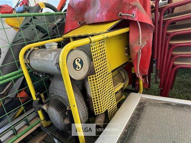 Generator - afbeelding 3 van  8